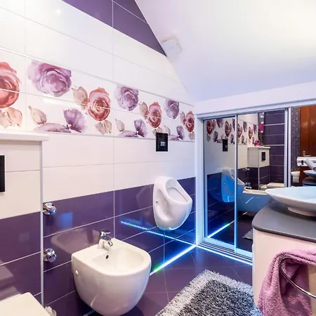 Casa vacanze Pet Friendly In With Kitchen Marinici (Primorsko-Goranska)